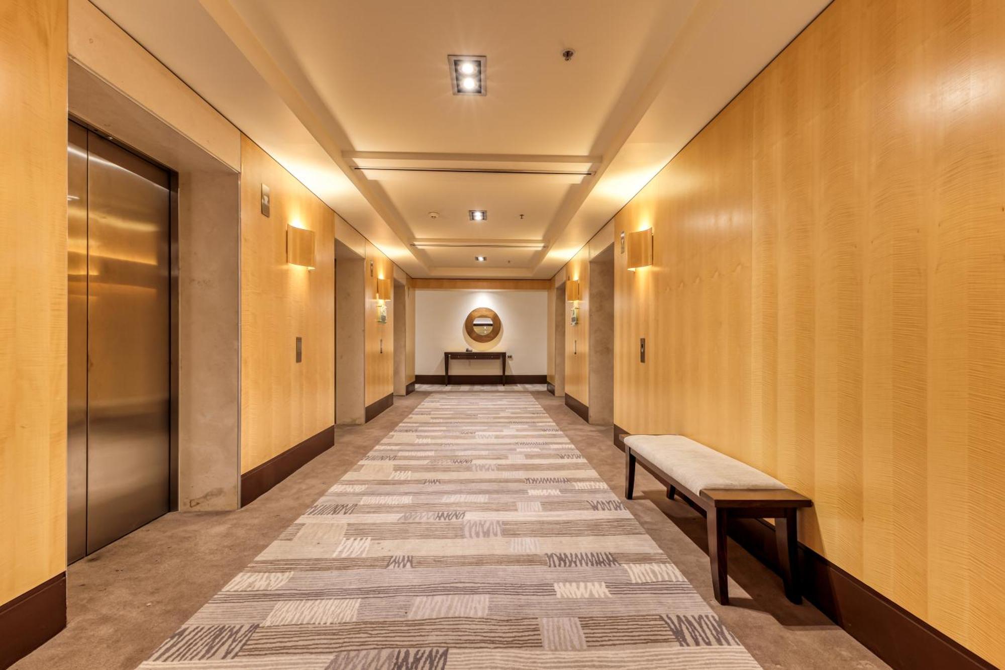 Amora Hotel Jamison Σίδνεϊ Εξωτερικό φωτογραφία The elevator lobby